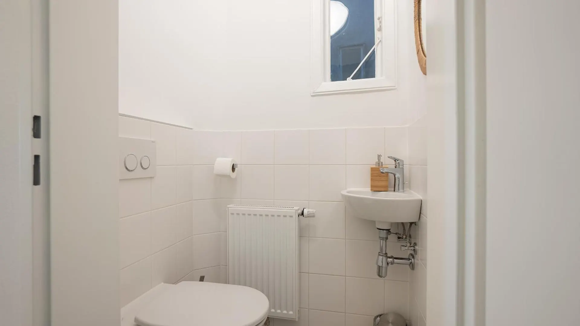Vibrant 107 M2 Flat In The City Center Vienna Apartment