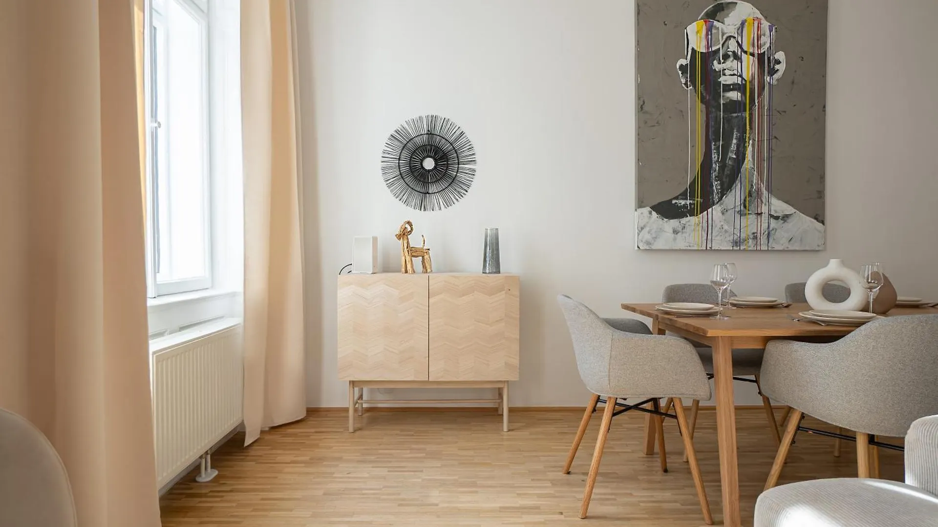 Apartment Vibrant 107 M2 Flat In The City Center Vienna Austria