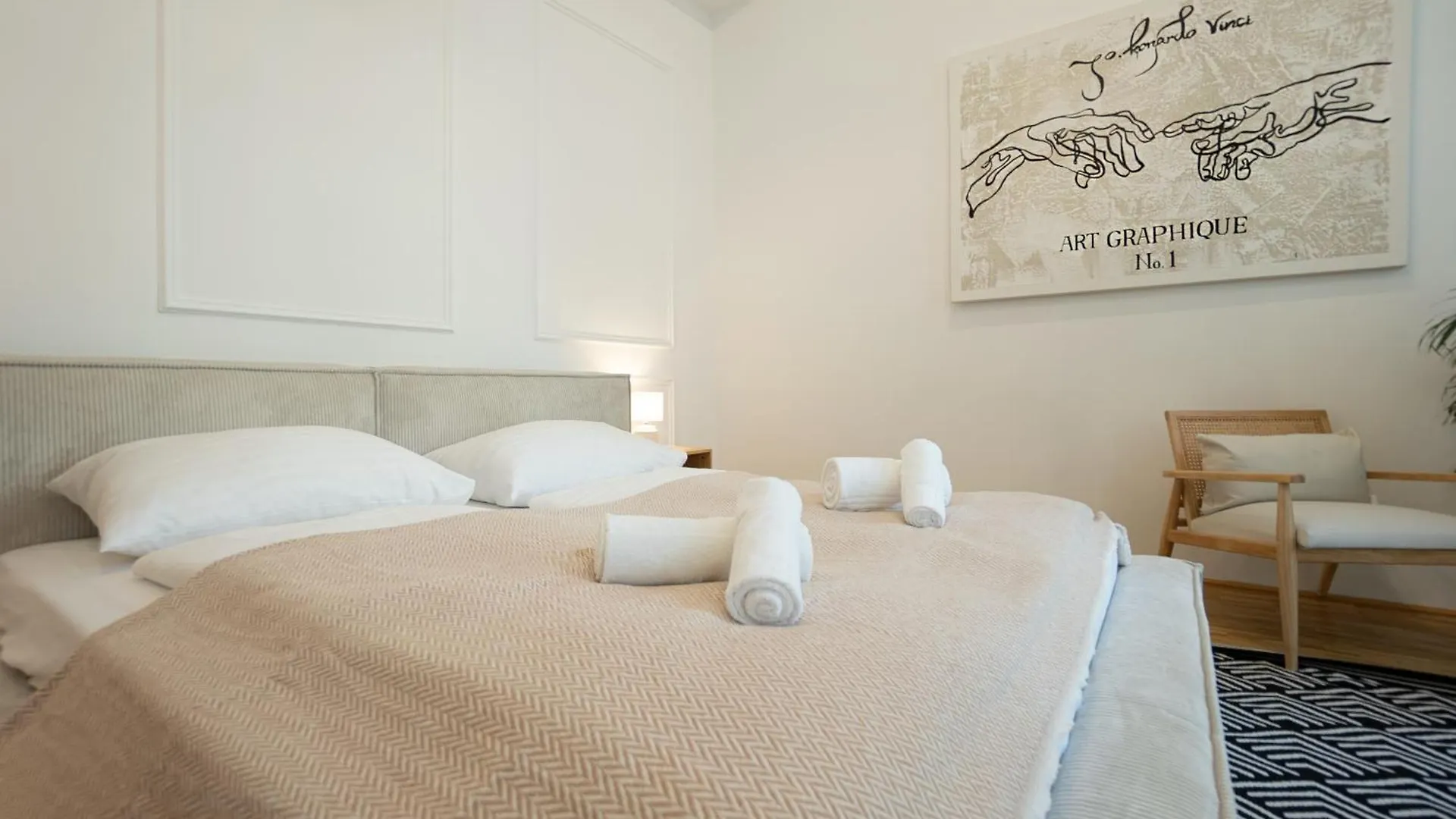 Vibrant 107 M2 Flat In The City Center Vienna