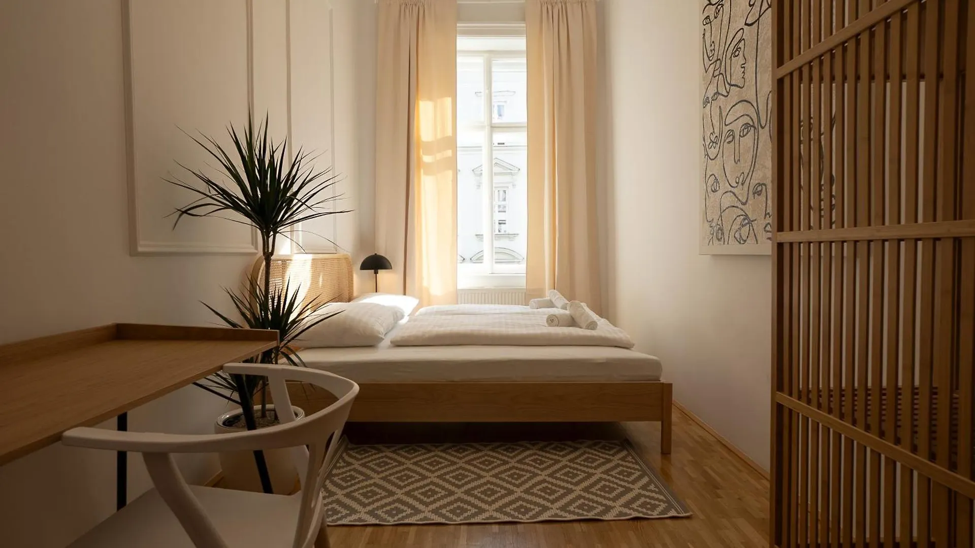 Vibrant 107 M2 Flat In The City Center Vienna